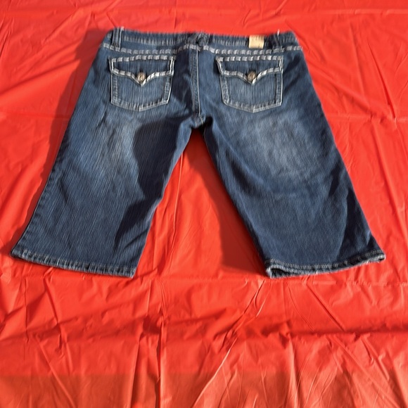 YMI long shorts - Picture 2 of 5